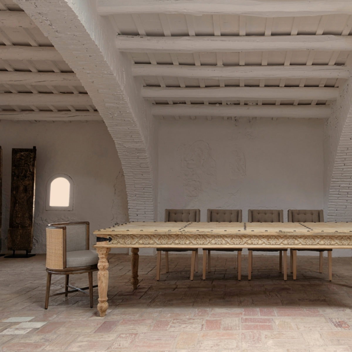 Chaise de salle à manger en tissu blanc