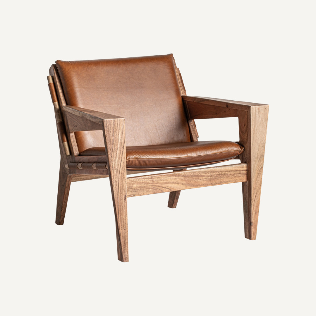 Fauteuil en cuir marron et bois d'acacia