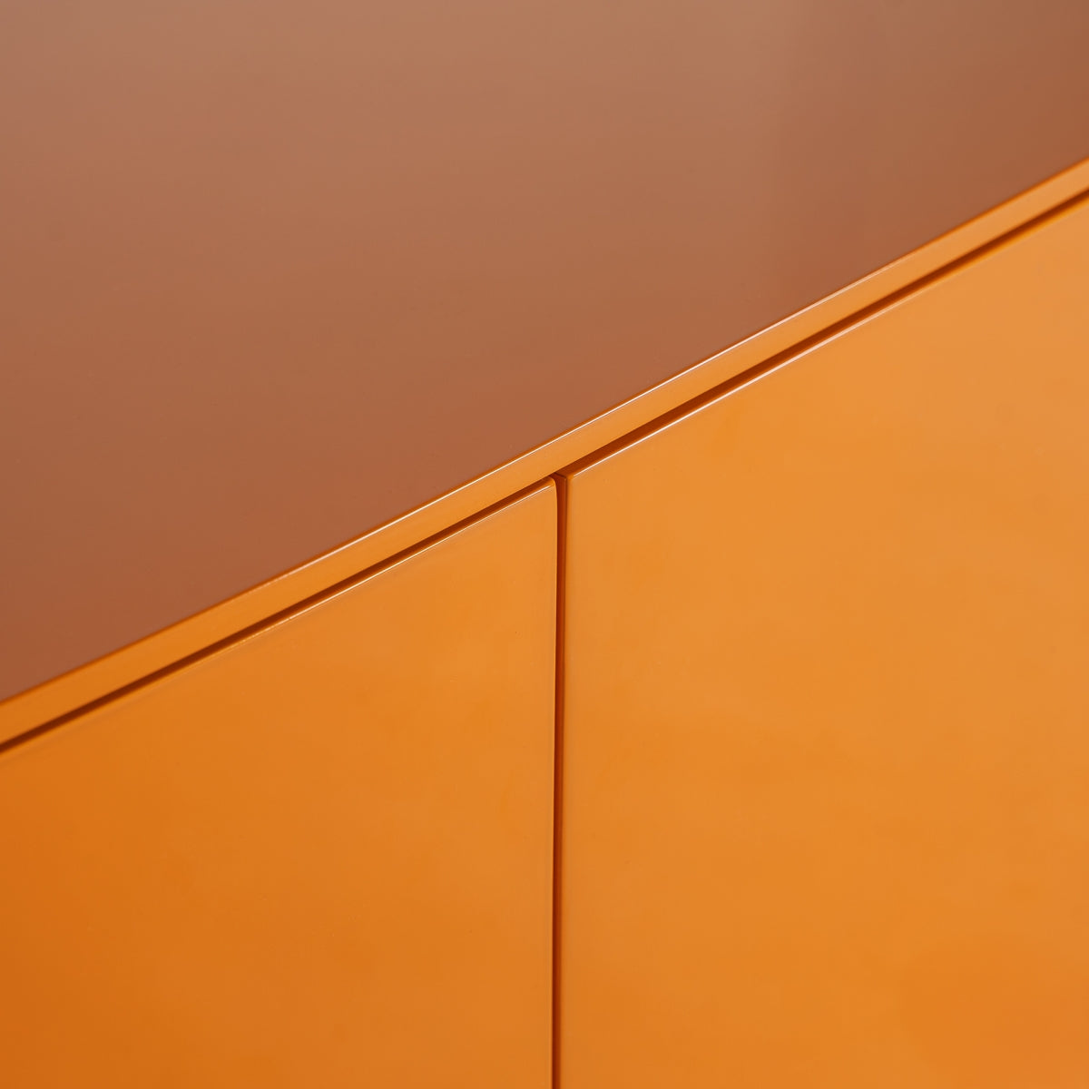 Meuble TV design en bois orange
