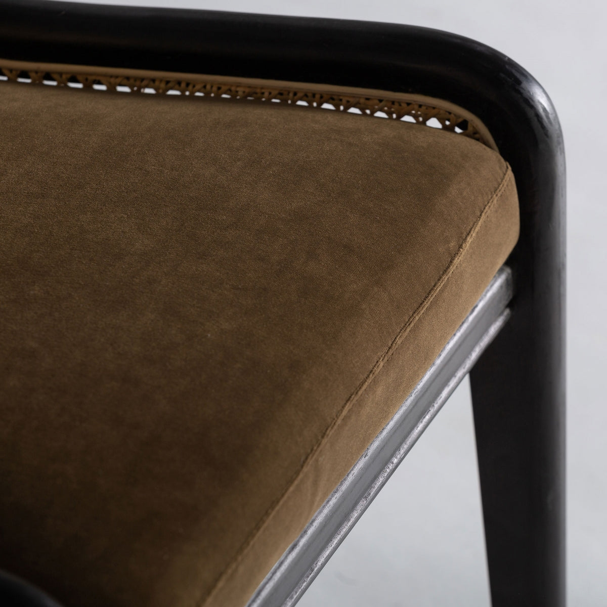 Chaise de salle à manger en velours marron
