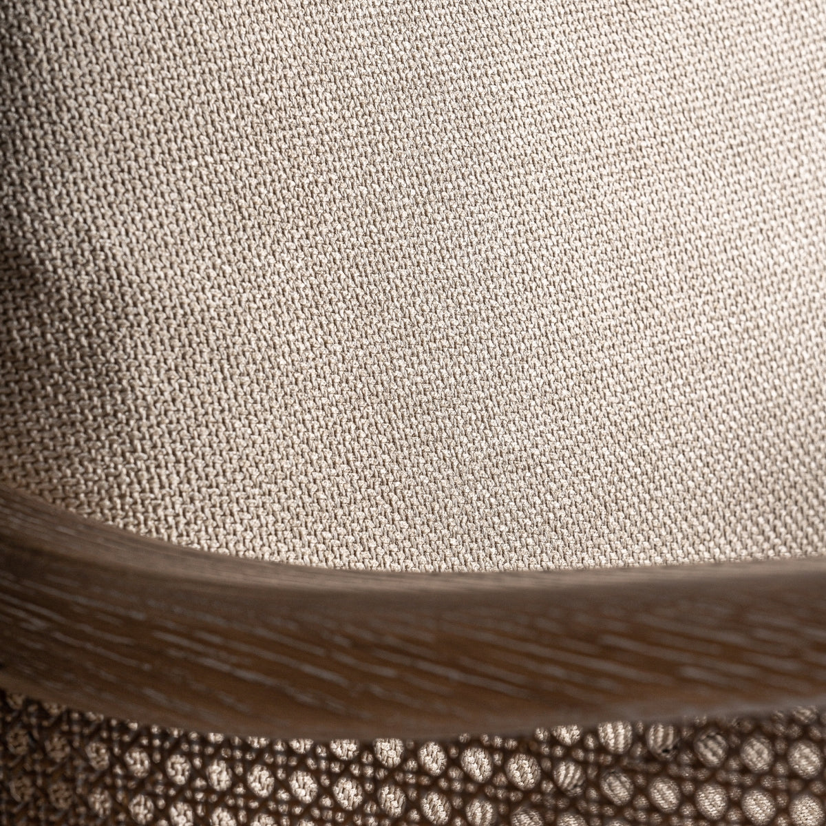 Fauteuil en tissu sable
