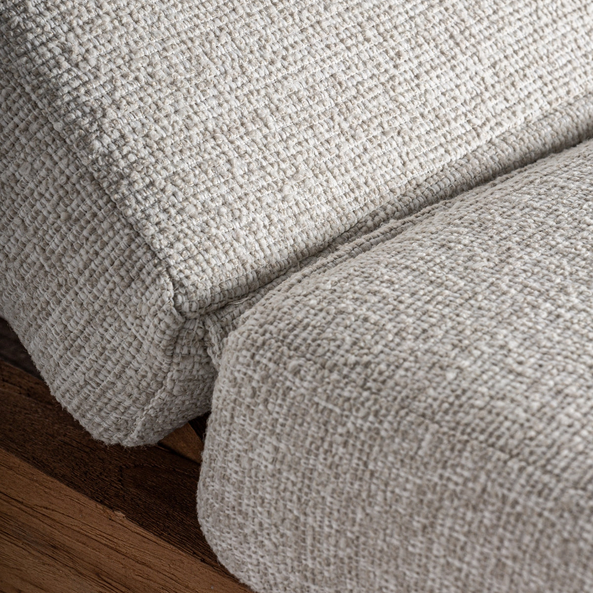 Chaise longue en tissu blanc cassé