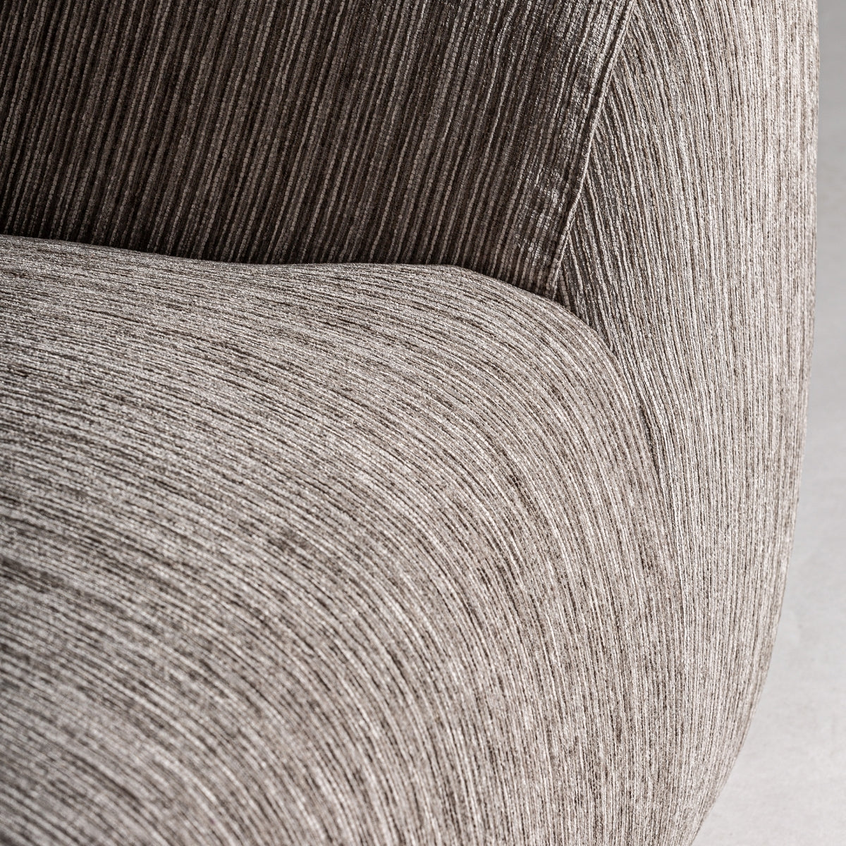 Canapé 3 places en tissu taupe